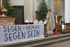 Aussendung der Sternsinger im Hohen Dom zu Fulda (Foto: Karl-Franz Thiede)